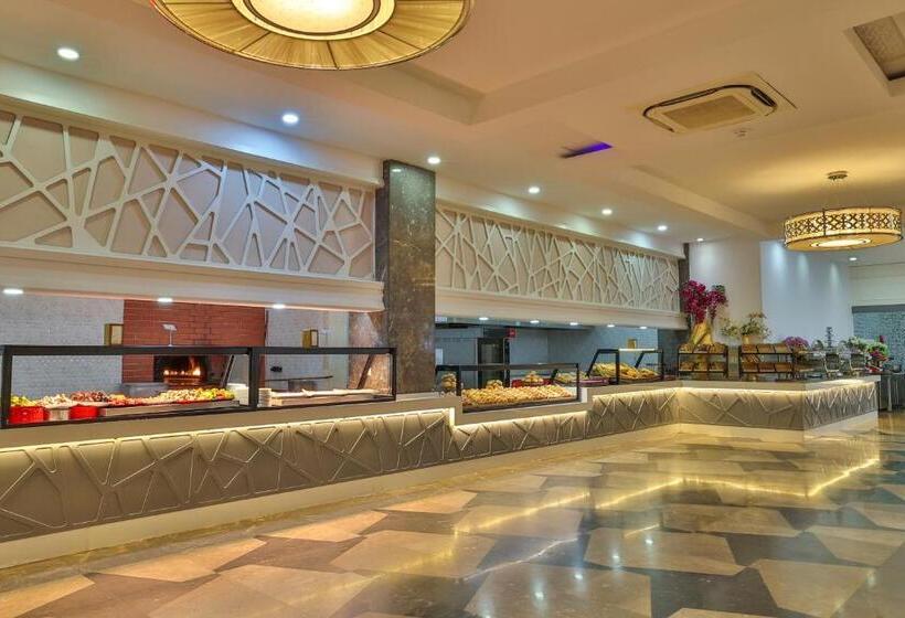 Crystal Waterworld Resort & Spa - Ultimate All Inclusive