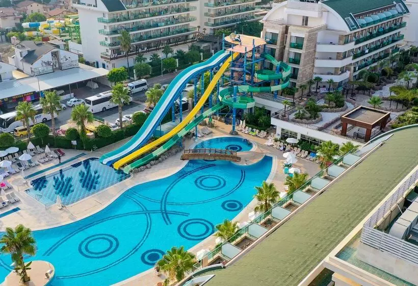 Crystal Waterworld Resort & Spa - Ultimate All Inclusive