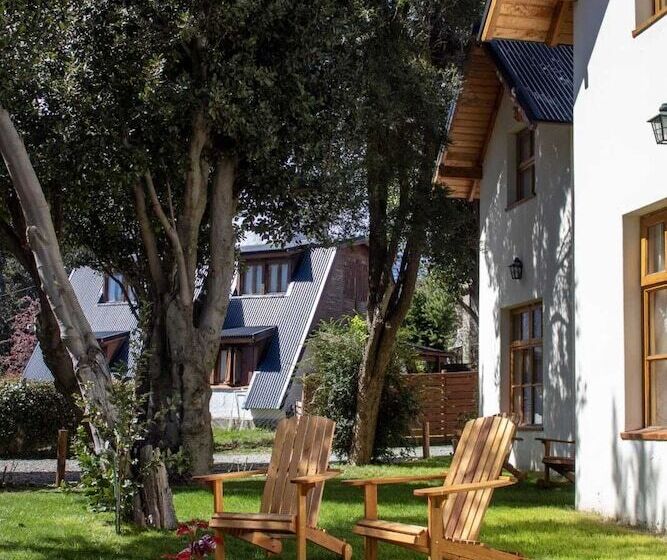 Apart Hotel Bungalows El Viejo Cipres