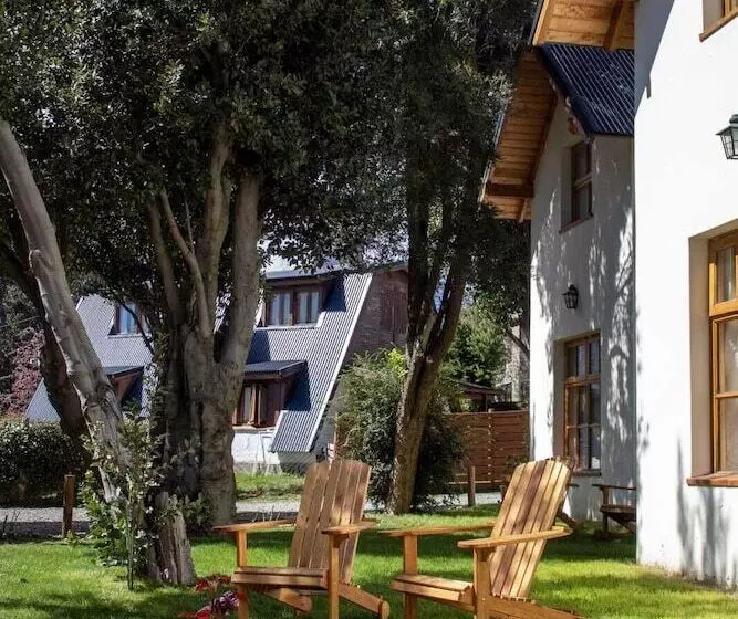 Apart Hotel Bungalows El Viejo Cipres