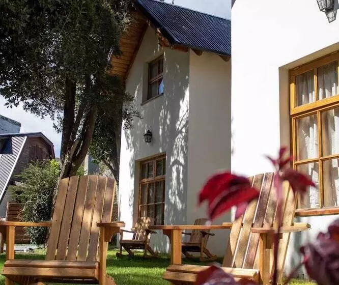 Apart Hotel Bungalows El Viejo Cipres