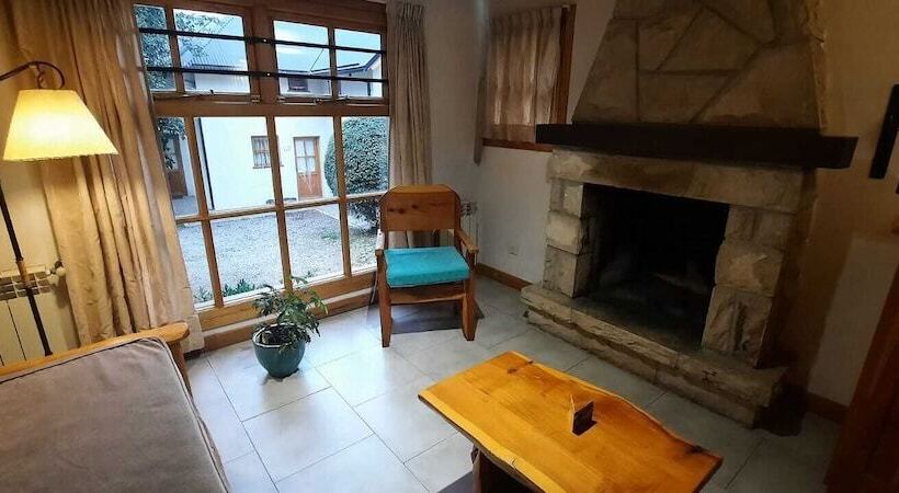 Apart Hotel Bungalows El Viejo Cipres