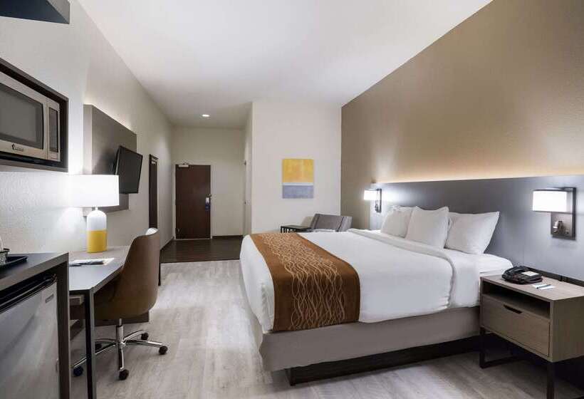 فندق Comfort Inn & Suites Victoria North