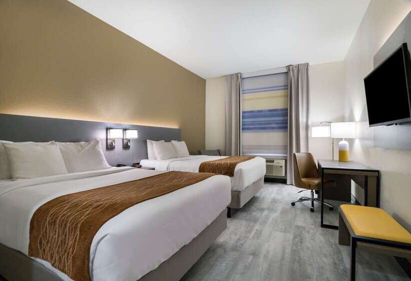 فندق Comfort Inn & Suites Victoria North