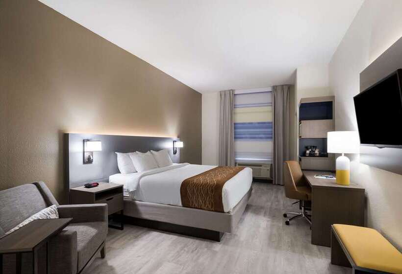 فندق Comfort Inn & Suites Victoria North