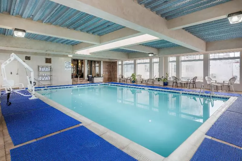 호텔 Comfort Inn At Newport Beach Middletown