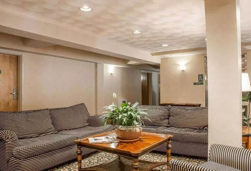 호텔 Comfort Inn At Newport Beach Middletown