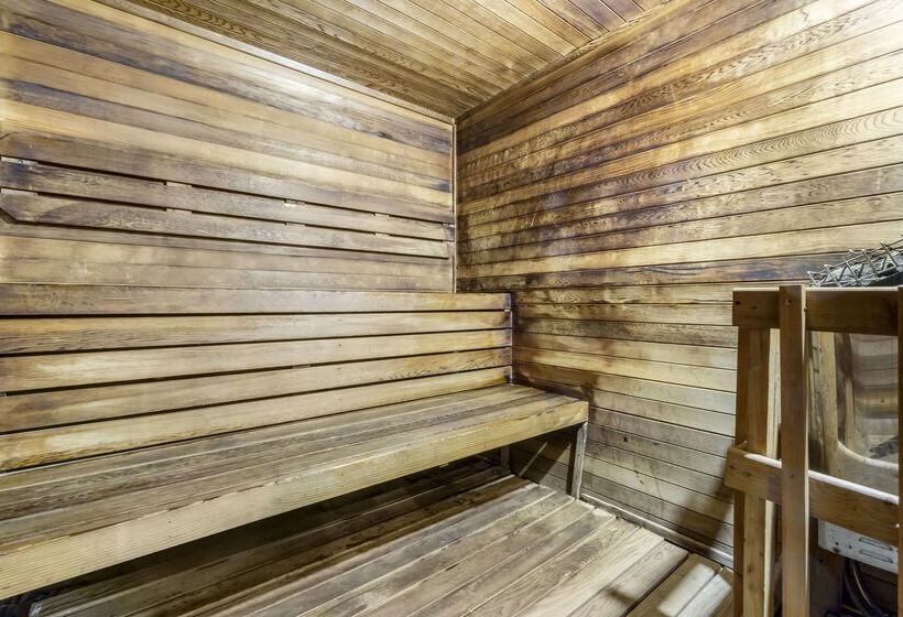 Отель Comfort Inn & Suites Pacific  Auburn