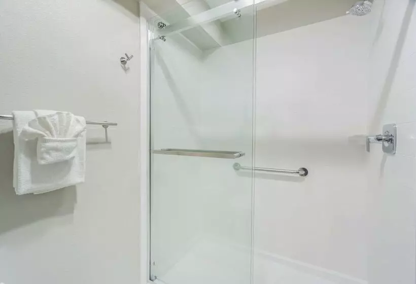 Отель Comfort Inn & Suites Pacific Auburn