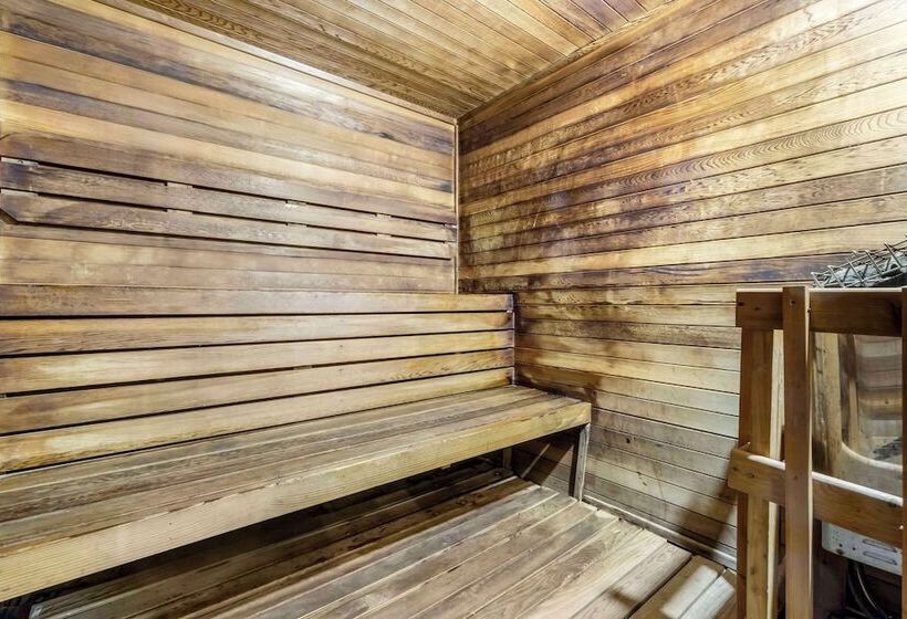 Отель Comfort Inn & Suites Pacific  Auburn