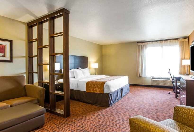 فندق Comfort Suites