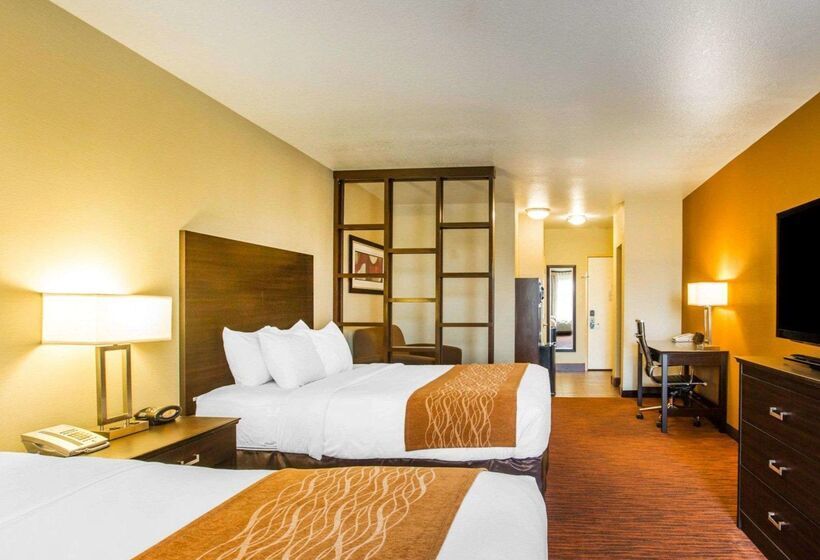 فندق Comfort Suites