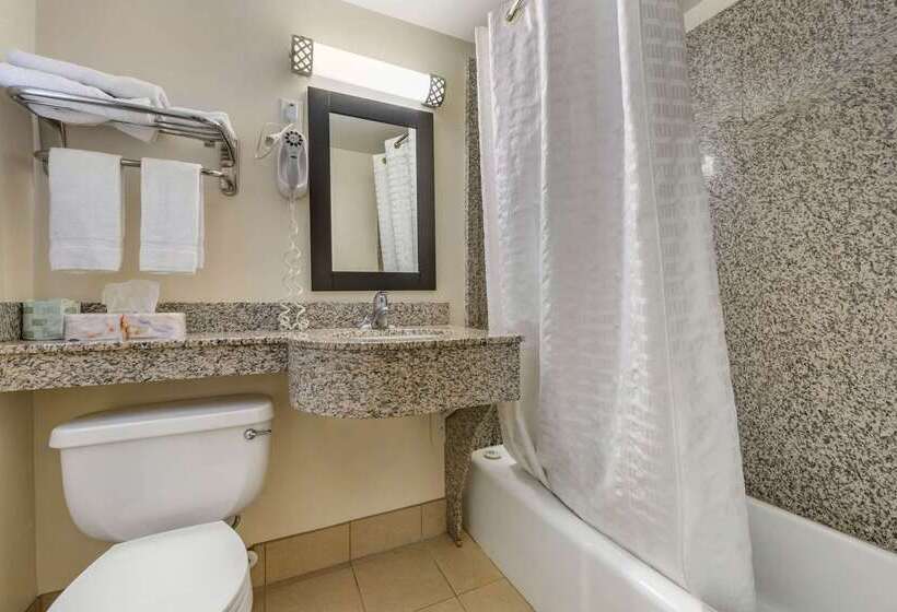 فندق Econo Lodge Bellefonte I99