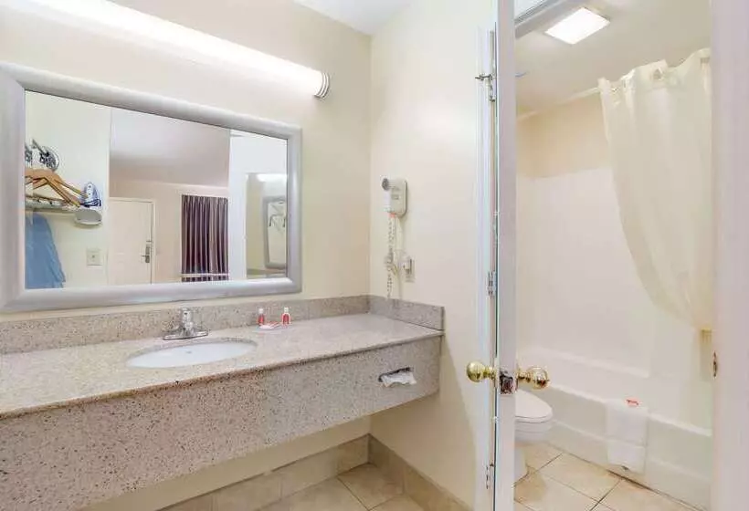 ホテル Econo Lodge