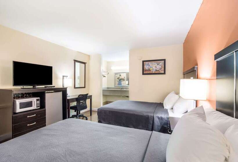 Отель Econo Lodge