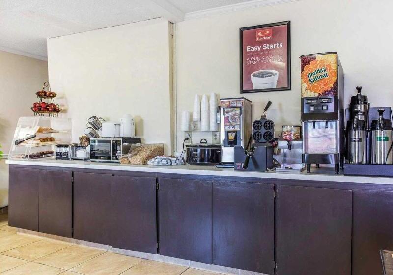 Отель Econo Lodge