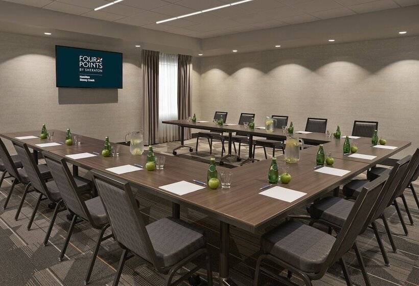 فندق Four Points By Sheraton Hamilton  Stoney Creek