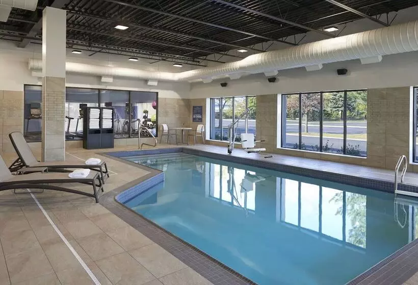 호텔 Four Points By Sheraton Hamilton  Stoney Creek