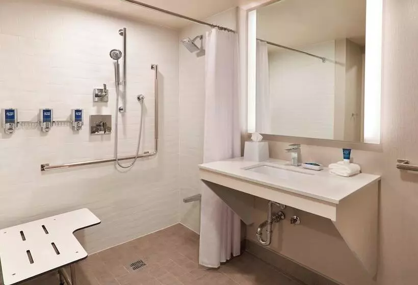 호텔 Four Points By Sheraton Hamilton  Stoney Creek