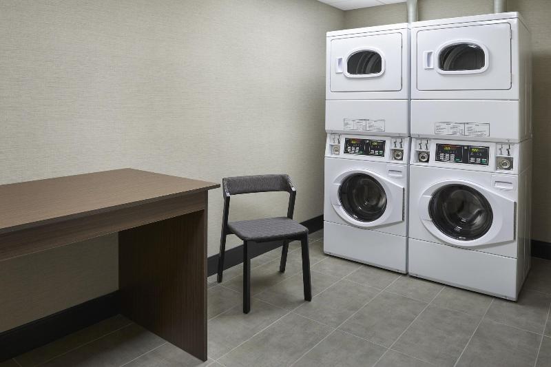 فندق Four Points By Sheraton Hamilton  Stoney Creek