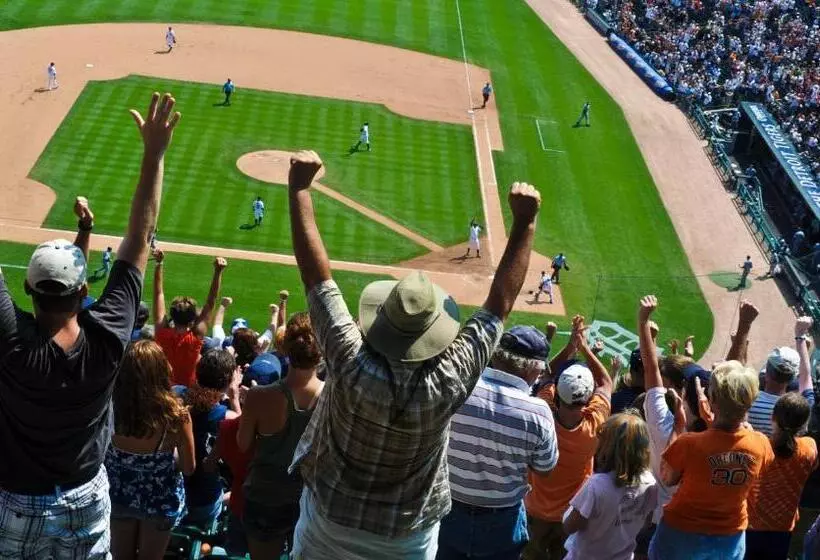 בית מלון כפרי Holiday Inn Express And Suites Detroit North Troy, An Ihg