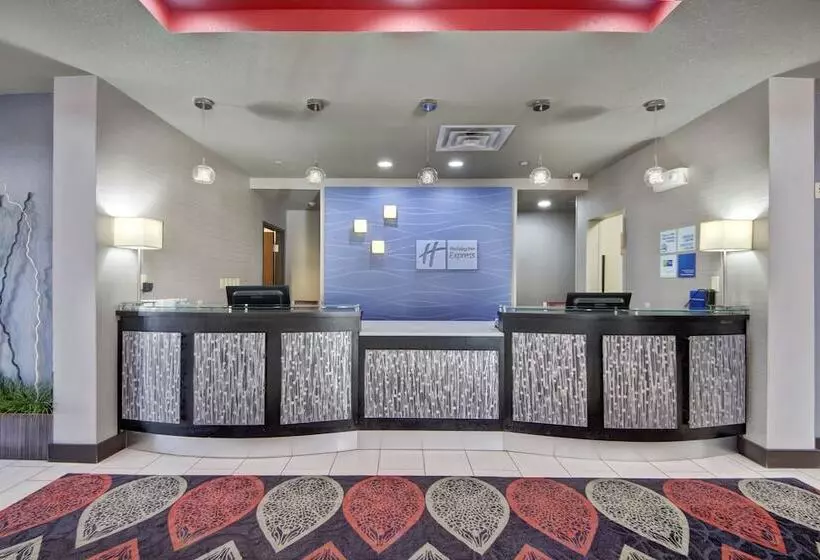 ホテル Holiday Inn Express And Suites Oklahoma City North, An Ihg