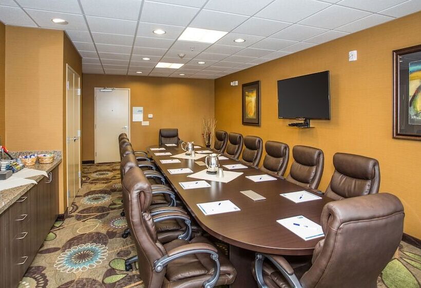 هتل Holiday Inn Express Pocatello, An Ihg