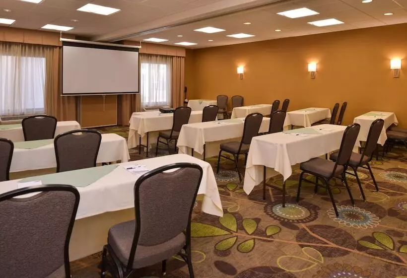 Отель Holiday Inn Express Pocatello, An Ihg