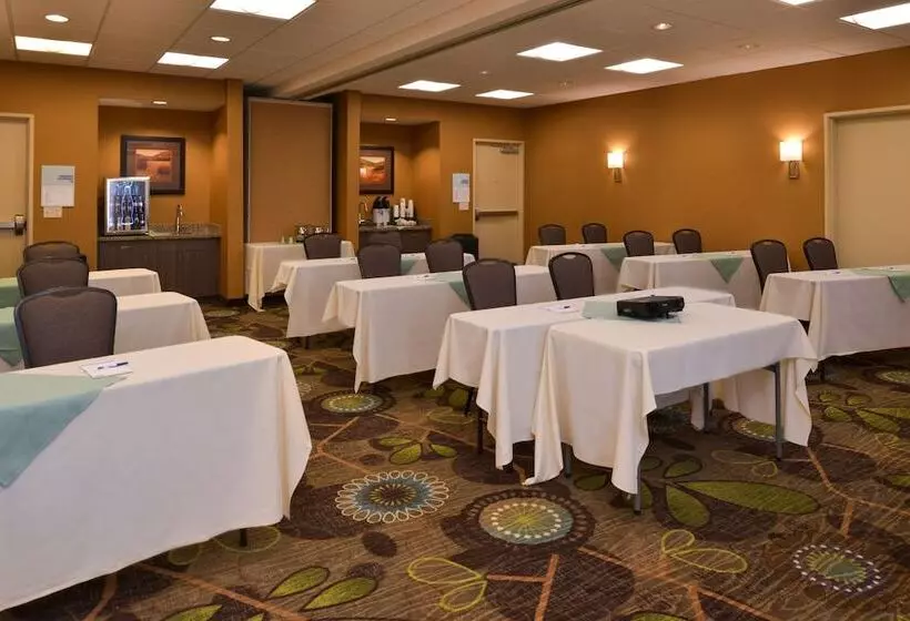 Отель Holiday Inn Express Pocatello, An Ihg