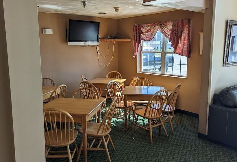 ホテル St Clair Inn And Suites