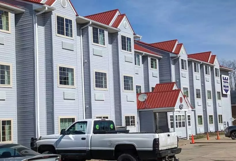 فندق St Clair Inn And Suites