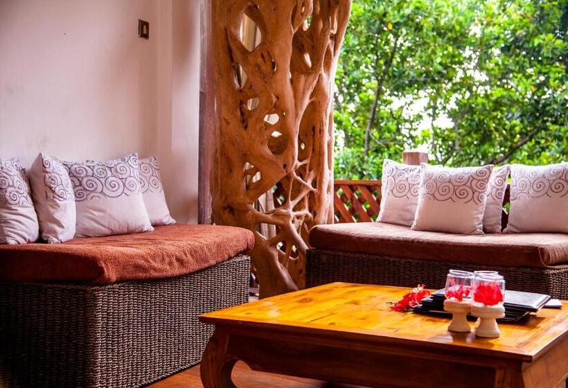 호텔 Le Domaine De L Orangeraie Resort And Spa