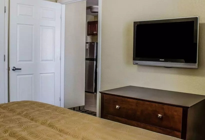 Отель Mainstay Suites Coralville  Iowa City