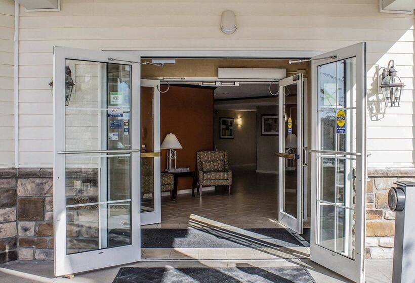 호텔 Mainstay Suites Coralville Iowa City