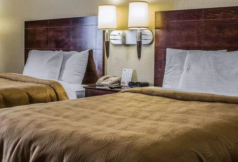 Отель Mainstay Suites Coralville  Iowa City