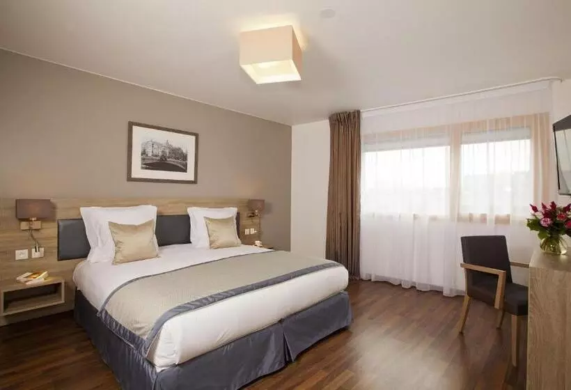 هتل Residhome Paris Issy Les Moulineaux