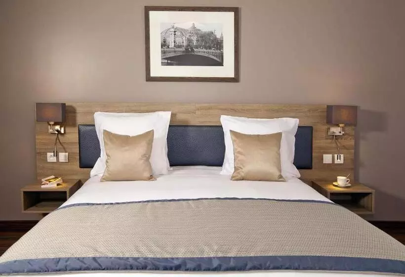 هتل Residhome Paris Issy Les Moulineaux