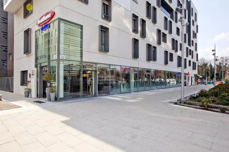 هتل Residhome Paris Issy Les Moulineaux