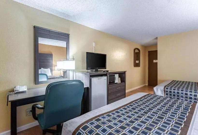 ホテル Rodeway Inn