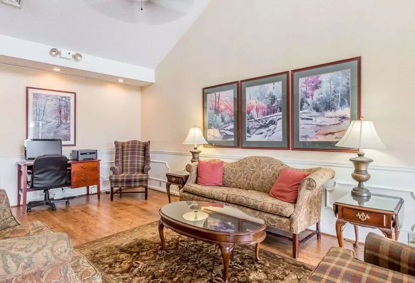 בית מלון כפרי Rodeway Inn Sylacauga Hwy 280