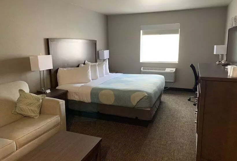 Отель Baymont By Wyndham Monte Vista