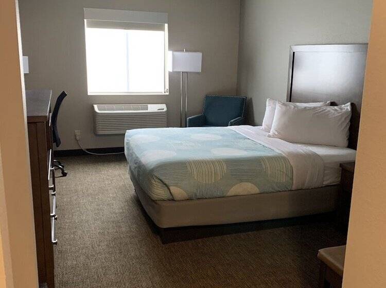 فندق Baymont By Wyndham Monte Vista