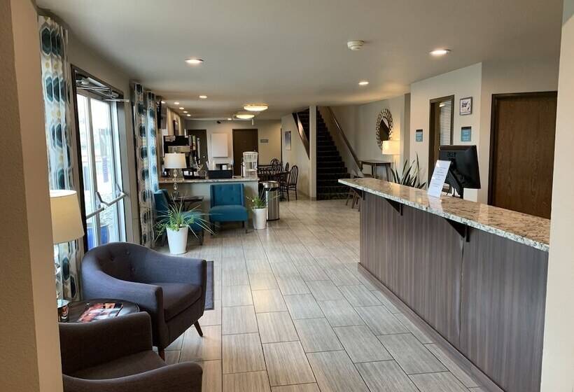 فندق Baymont By Wyndham Monte Vista