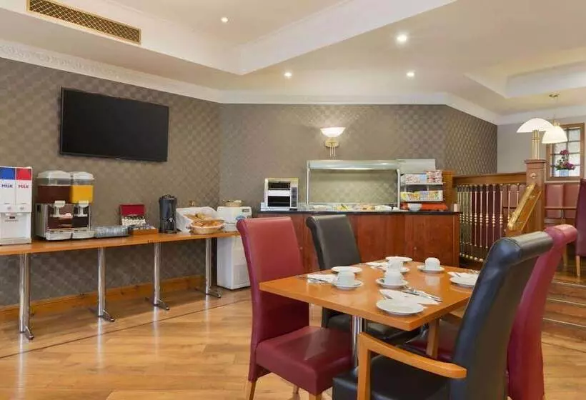Savera Hotel South Ruislip