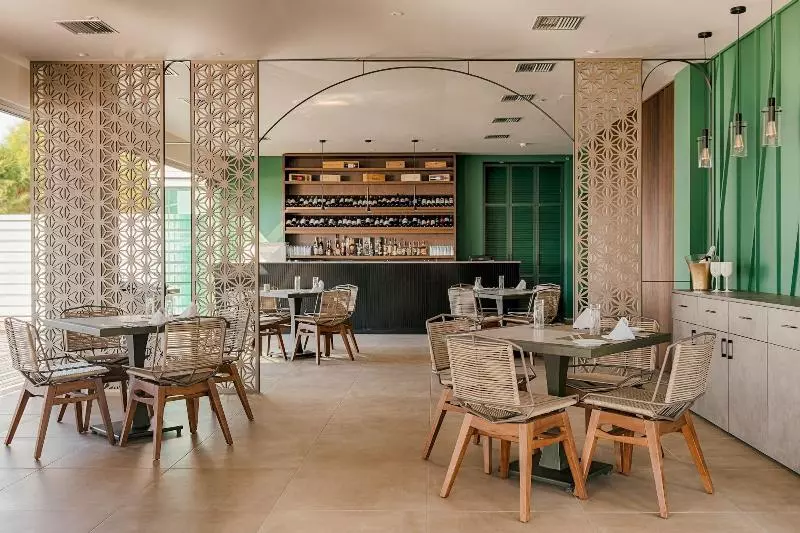 Hotel Villa Di Mare Seaside Suites