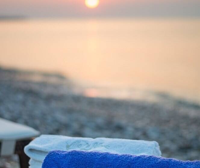 ホテル Villa Di Mare Seaside Suites