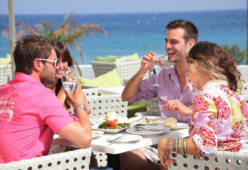 ホテル Villa Di Mare Seaside Suites