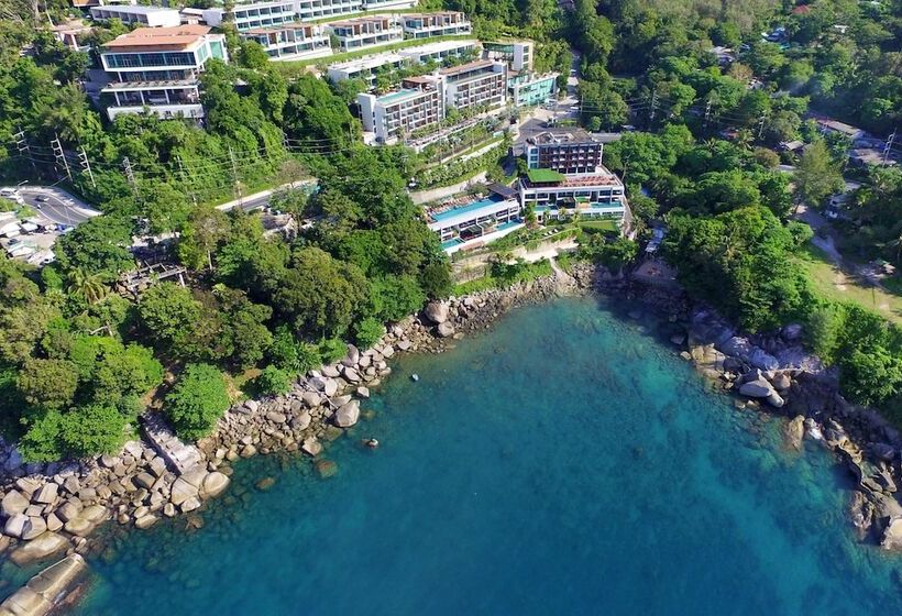 בית מלון כפרי Zenmaya Oceanfront Phuket, Trademark Collection By Wyndham