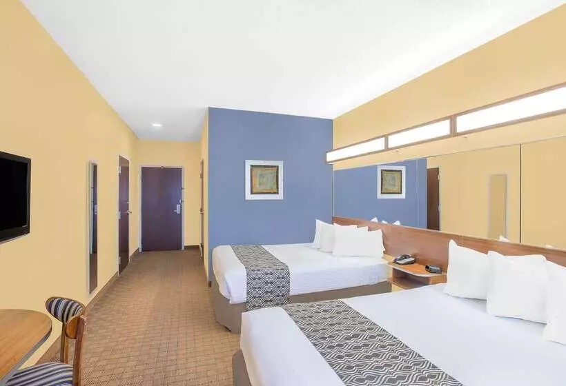 Microtel Inn & Suites Chili/rochester