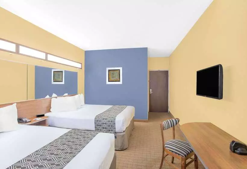 Microtel Inn & Suites Chili/rochester